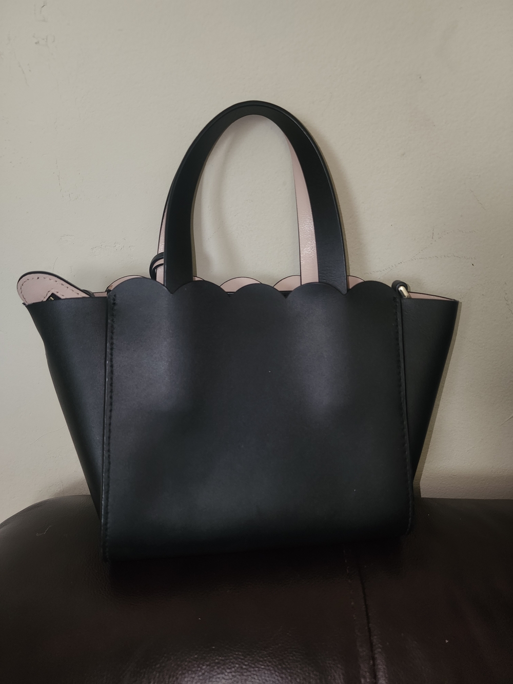Kate Spade Black Mini Mina Magnolia - Picture 2 of 5